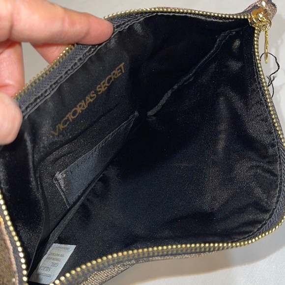 Victoria's Secret gold sparkly metallic clutch BNWT - Picture 10 of 12